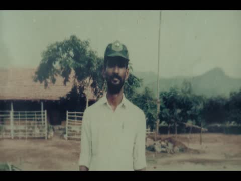 The Hunt for Veerappan 2023 Chapter One The Forest King S1Ep1 Episode 1 Hindi thumb